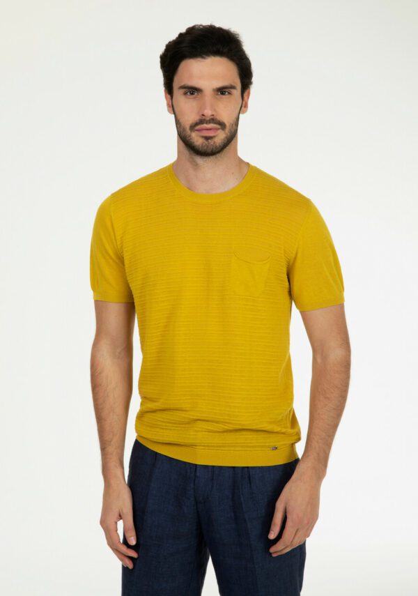 Maglia girocollo con taschino