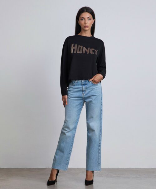 T-shirt over Honey