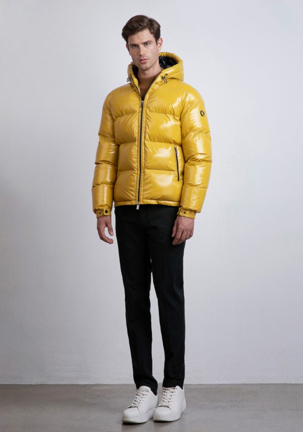 Bomber nylon gloss