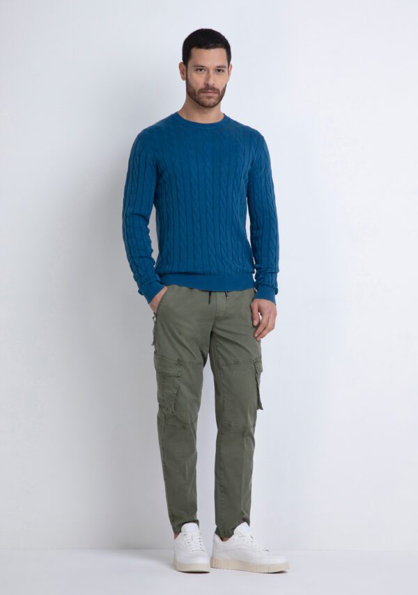 Maglia con trecce