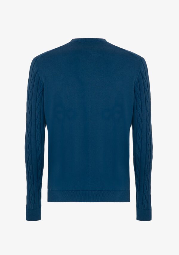 Maglia con trecce