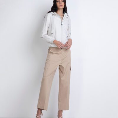Giubbino corto in twill stretch