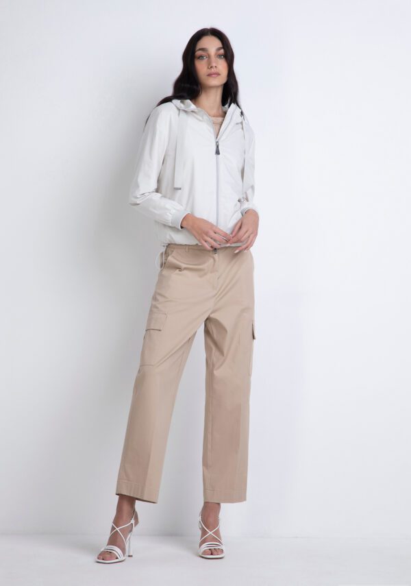 Giubbino corto in twill stretch