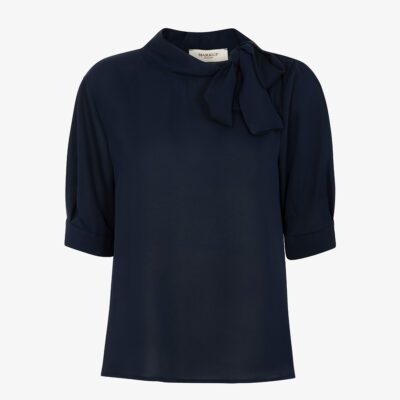 Blusa in mano seta con fiocco