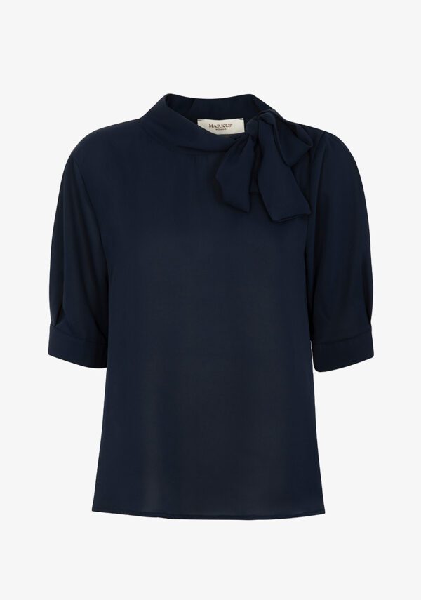 Blusa in mano seta con fiocco