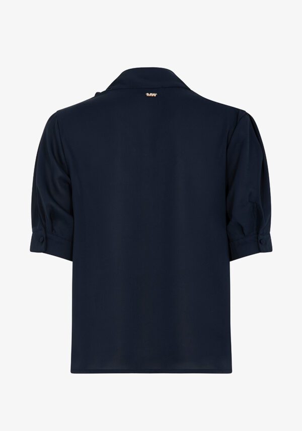 Blusa in mano seta con fiocco