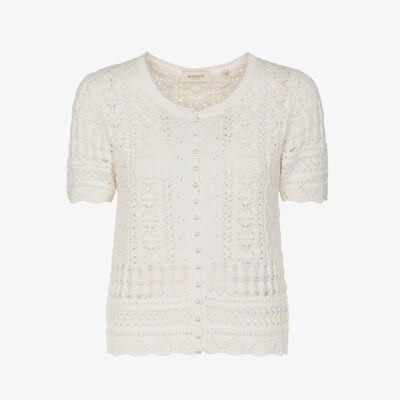 Cardigan in crochet